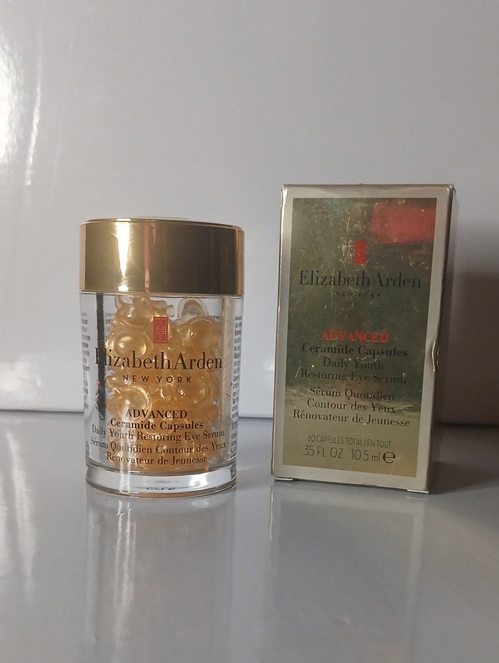 NIB 60 Count Elizabeth Arden Ceramide Capsules Daily Youth Restoring Eye Serum